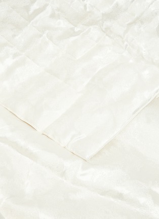 Detail View - Click To Enlarge - FRETTE - Bouquet light quilt – Ivory/Ivory