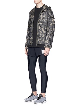 Figure View - Click To Enlarge - SATISFY - Reflective camouflage print packable windbreaker jacket