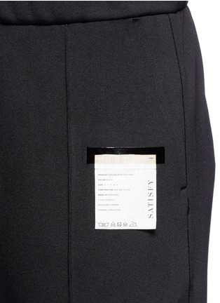 Detail View - Click To Enlarge - SATISFY - 'Spacer' cropped running pants