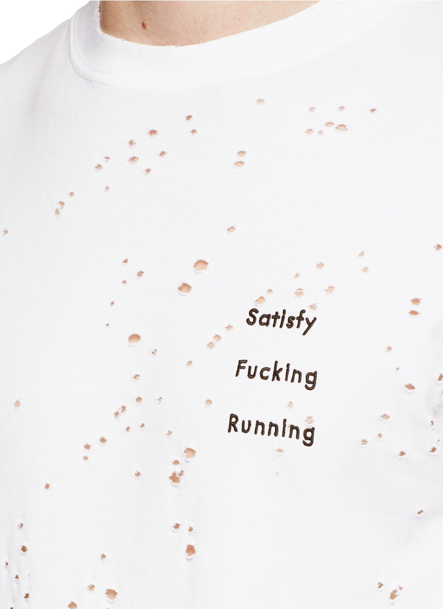 SATISFY Slogan appliqué moth-eaten running T-shirt