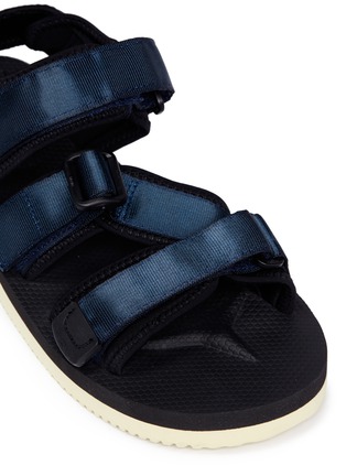 Detail View - Click To Enlarge - SUICOKE - 'Kisee-V' strappy sandals