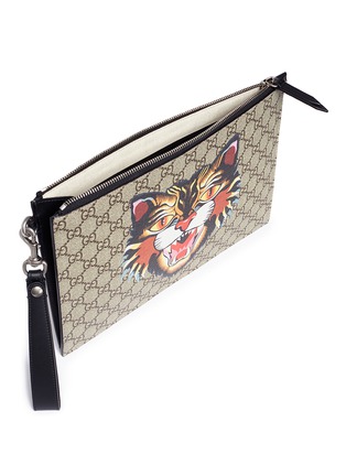 Detail View - Click To Enlarge - GUCCI - 'Angry Cat' print GG supreme canvas pouch