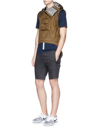 Figure View - Click To Enlarge - NIKELAB - Panelled jersey shorts