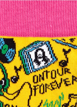 Detail View - Click To Enlarge - HAPPY SOCKS - x Steve Aoki slogan socks