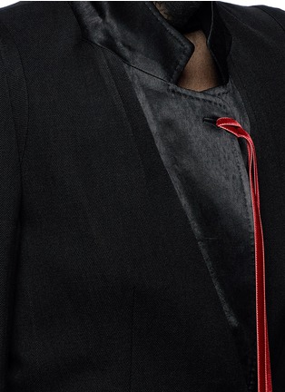 Detail View - Click To Enlarge - ANN DEMEULEMEESTER - Contrast velvet sash twill blazer