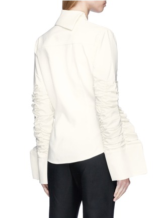 Back View - Click To Enlarge - JACQUEMUS - 'La Chemise Paco' asymmetric collar ruched sleeve shirt