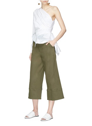 Figure View - Click To Enlarge - 72723 - Belted twill culottes