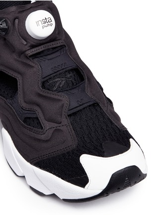 Detail View - Click To Enlarge - REEBOK - 'Instapump Fury OG' slip-on sneakers