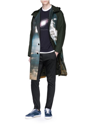 Figure View - Click To Enlarge - 73088 - Sky photographic print hooded parka