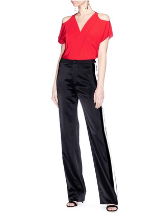 Figure View - Click To Enlarge - LANVIN - Contrast outseam satin pants