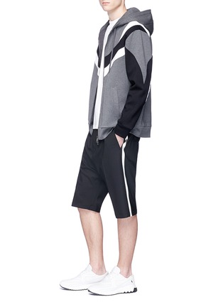 Figure View - Click To Enlarge - NEIL BARRETT - Satin outseam sweat shorts