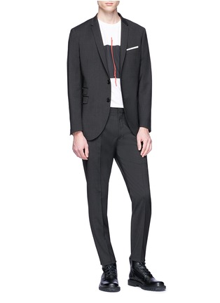 Figure View - Click To Enlarge - NEIL BARRETT - Pinstripe skinny fit suit