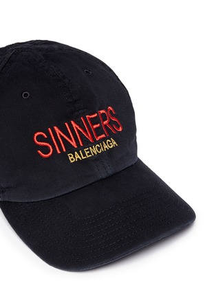 Detail View - Click To Enlarge - BALENCIAGA - 'Sinners' embroidered baseball cap
