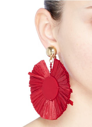 Figure View - Click To Enlarge - OSCAR DE LA RENTA - 'Raffia Disk' clip earrings