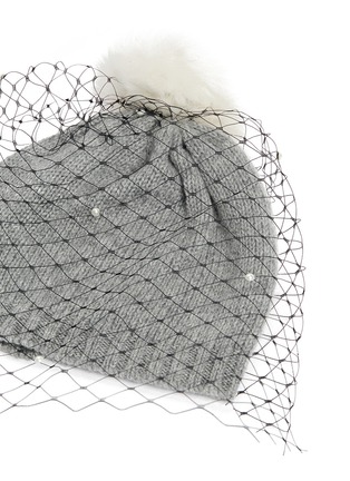 Detail View - Click To Enlarge - BERNSTOCK SPEIRS - Pompom veil cashmere beanie