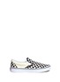 Main View - Click To Enlarge - VANS - 'Classic Slip-On' checkerboard sneakers