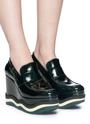 Figure View - Click To Enlarge - PALOMA BARCELÓ - 'Rubicone Therry' wavy wedge platform patent loafers