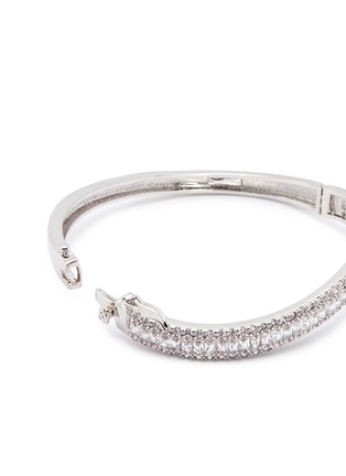 Detail View - Click To Enlarge - CZ BY KENNETH JAY LANE - Cubic zirconia wavy bangle