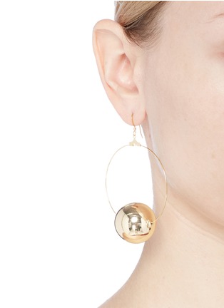 Figure View - Click To Enlarge - KENNETH JAY LANE - Sphere hoop earrings