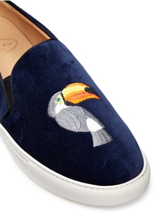 Detail View - Click To Enlarge - BING XU - Toucan embroidered velvet slip-ons