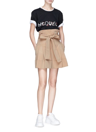 Figure View - Click To Enlarge - ALEXANDER MCQUEEN - Belted suiting shorts