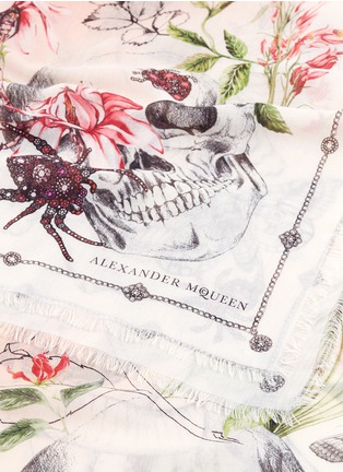 Detail View - Click To Enlarge - ALEXANDER MCQUEEN - Wild Botanical Skull modal-wool scarf