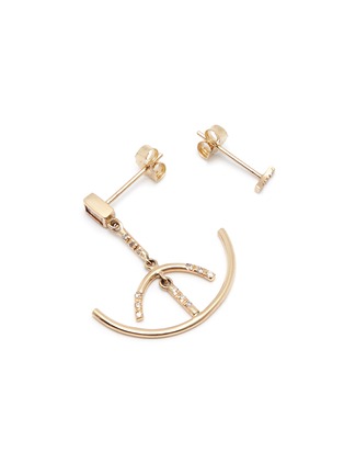 Detail View - Click To Enlarge - XIAO WANG - 'Gravity Balance' diamond 14k yellow gold mismatched earrings