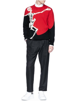 Figure View - Click To Enlarge - ALEXANDER MCQUEEN - Dancing skeleton intarsia colourblock sweater