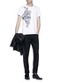Figure View - Click To Enlarge - ALEXANDER MCQUEEN - Skull embroidered T-shirt