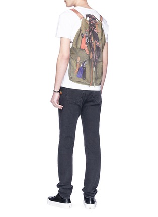Figure View - Click To Enlarge - ALEXANDER MCQUEEN - Backpack print T-shirt