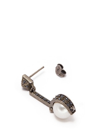 Detail View - Click To Enlarge - VALENTINO GARAVANI - Crystal faux pearl geometric drop earrings