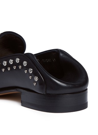 Detail View - Click To Enlarge - ALEXANDER MCQUEEN - Hammered stud leather loafers