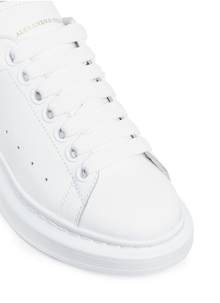 Detail View - Click To Enlarge - ALEXANDER MCQUEEN - 'Oversized Sneaker' in leather