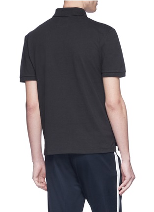 Back View - Click To Enlarge - VALENTINO GARAVANI - 'Rockstud Untitled 16 Noir' polo shirt