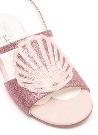 Detail View - Click To Enlarge - STELLA MCCARTNEY - 'Penny' shell glitter kids sandals