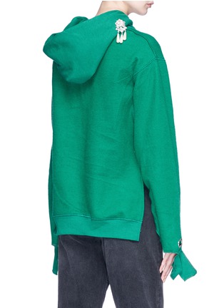 Back View - Click To Enlarge - COLLINA STRADA - Grommet cuff earring detail hoodie