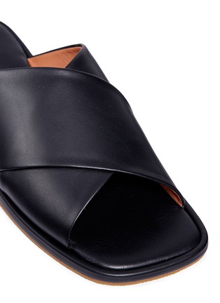 Detail View - Click To Enlarge - DRIES VAN NOTEN - Cross strap leather slide sandals
