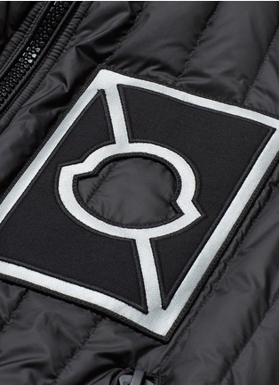 Detail View - Click To Enlarge - MONCLER - x Craig Green 'Altman' reflective stripe down puffer jacket