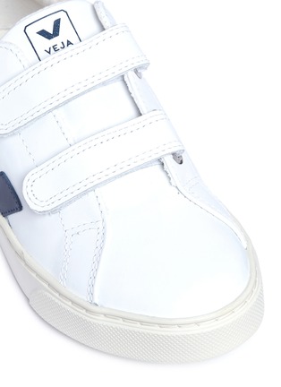 Detail View - Click To Enlarge - VEJA - 'ESPLAR' leather kids sneakers