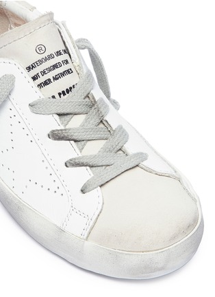 Detail View - Click To Enlarge - GOLDEN GOOSE - 'Superstar' perforated star leather toddler sneakers