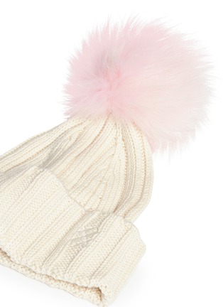 Detail View - Click To Enlarge - ISLA - Fox fur pompom chunky knit kids beanie