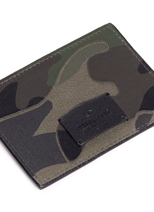Detail View - Click To Enlarge - VALENTINO GARAVANI - Camouflage print leather and canvas cardholder