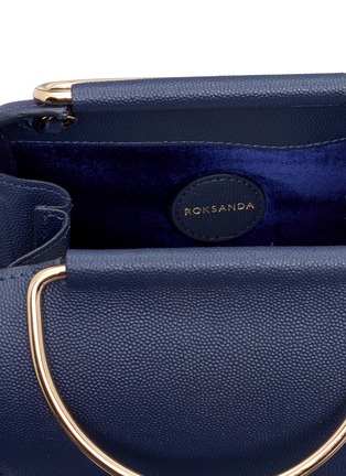 Detail View - Click To Enlarge - ROKSANDA - 'Besa' ring handle wavy strap leather shoulder bag