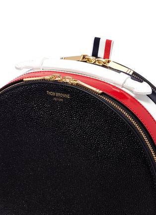 Detail View - Click To Enlarge - THOM BROWNE  - Stripe pebble grain leather crossbody hat box bag