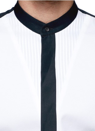 Detail View - Click To Enlarge - ALEXANDER MCQUEEN - Bonded piqué front tuxedo shirt