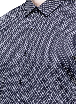 Detail View - Click To Enlarge - TOPMAN - Daisy dot print short sleeve shirt