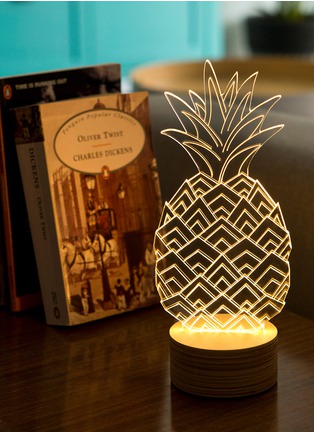  - BULBING - Pineapple table lamp