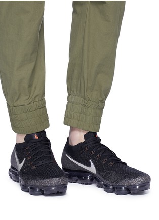 Figure View - Click To Enlarge - NIKE - 'Air Vapormax Flyknit' sneakers