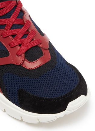 Detail View - Click To Enlarge - VALENTINO GARAVANI - 'Sound High' caged knit sneakers