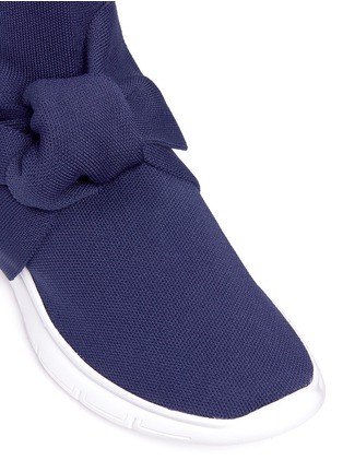 Blue Knot蝴蝶结装饰运动袜靴展示图